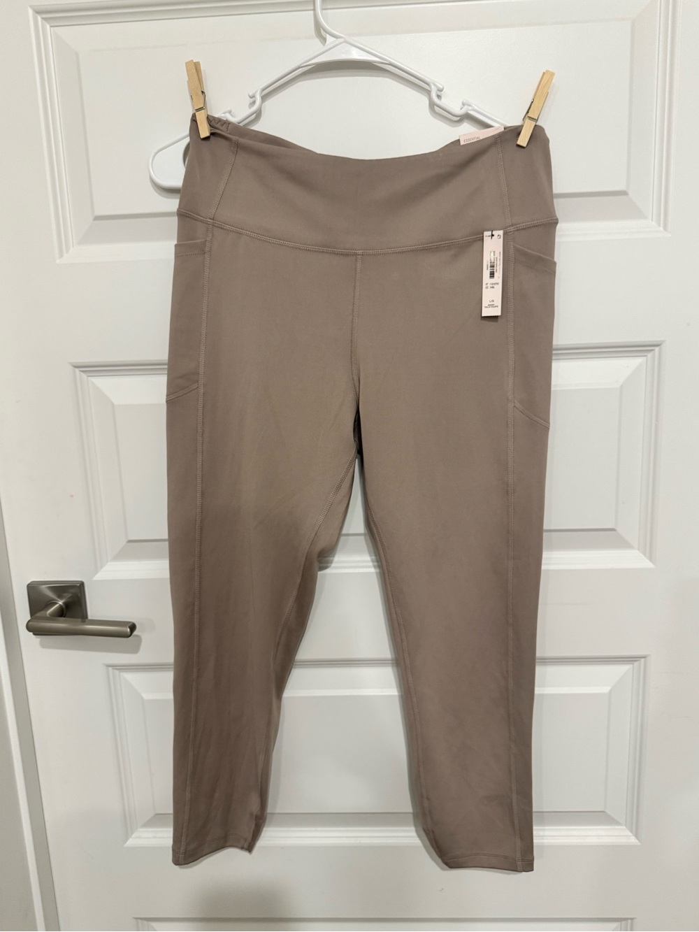 Victoria’s Secret Essential Leggings Taupe